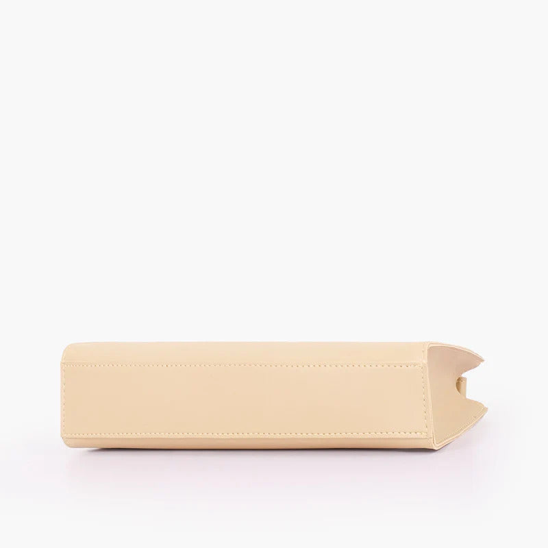 Novabazzar Off-white elongated chain handle purse